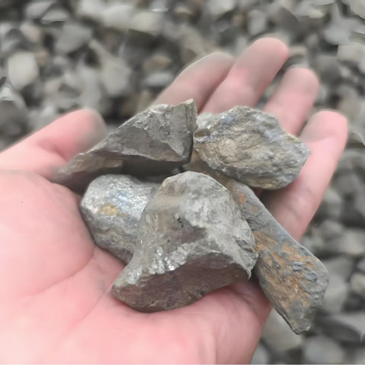 Factory Direct Supply of Iron Sulfide Powder for Counterweight, Wastewater Treatment, Pyrite, Iron Sulfide, Sandblasting, Rust Removal, Wholesale of Iron Powder for Counterweight