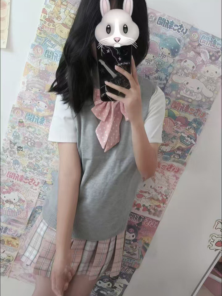 Jk Vest Outerwear for Petite Japanese-Style Students, Sweet School Uniform, Versatile for Commuting, Layered Solid Color Basic Sweater Vest