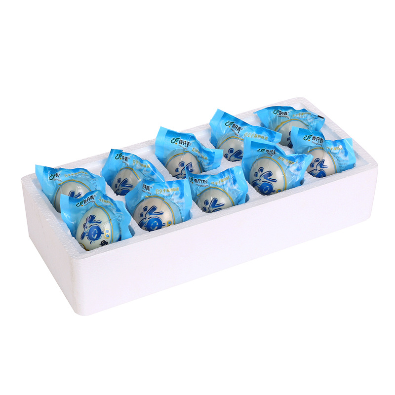 Not too salty roasted sea duck egg salted duck egg authentic red heart flow oil full box 1 55g sea salt salt egg cooked salted egg instant food