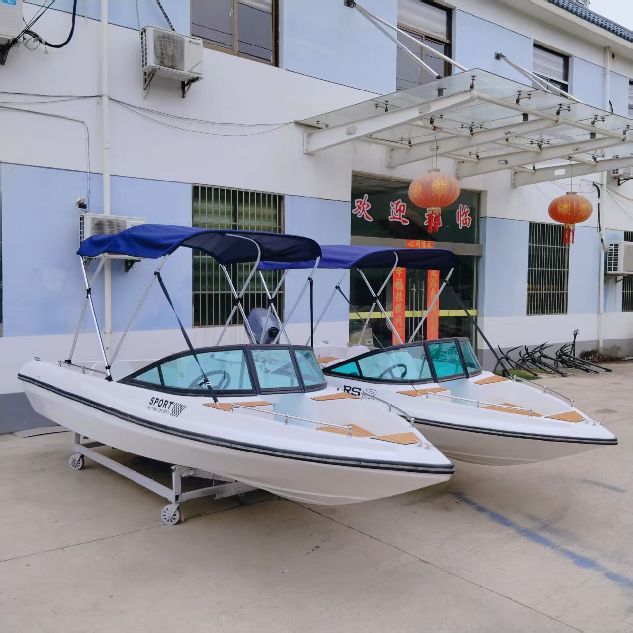 Double-Layer Glass Fast Boat Assault Boat Yacht Convertible High-Speed Boat Fishing Boat Sightseeing Tourist Boat