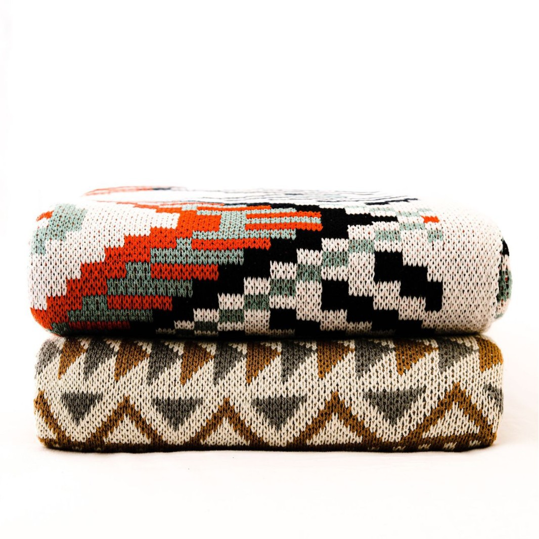 Nordic style office nap air conditioning blanket knitted blanket leg blanket spring and summer shawl cloak