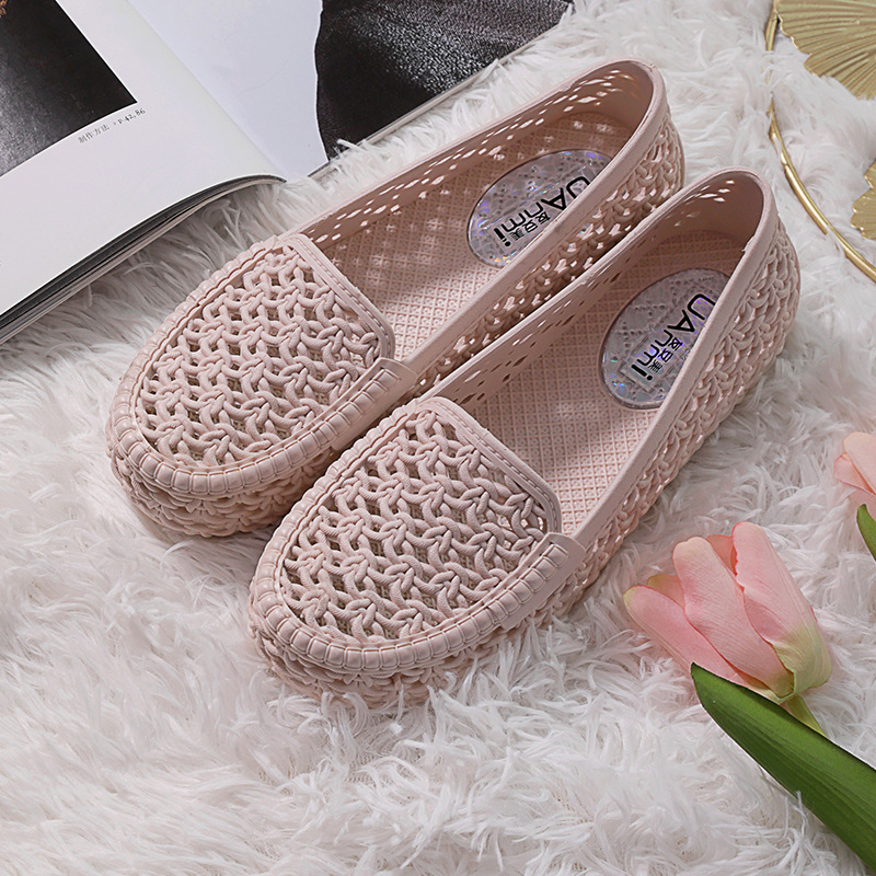 Spring new casual women's shoes White shoes women's PVC sandals female nurse hole middle-aged and elderly mother outdoor shoes