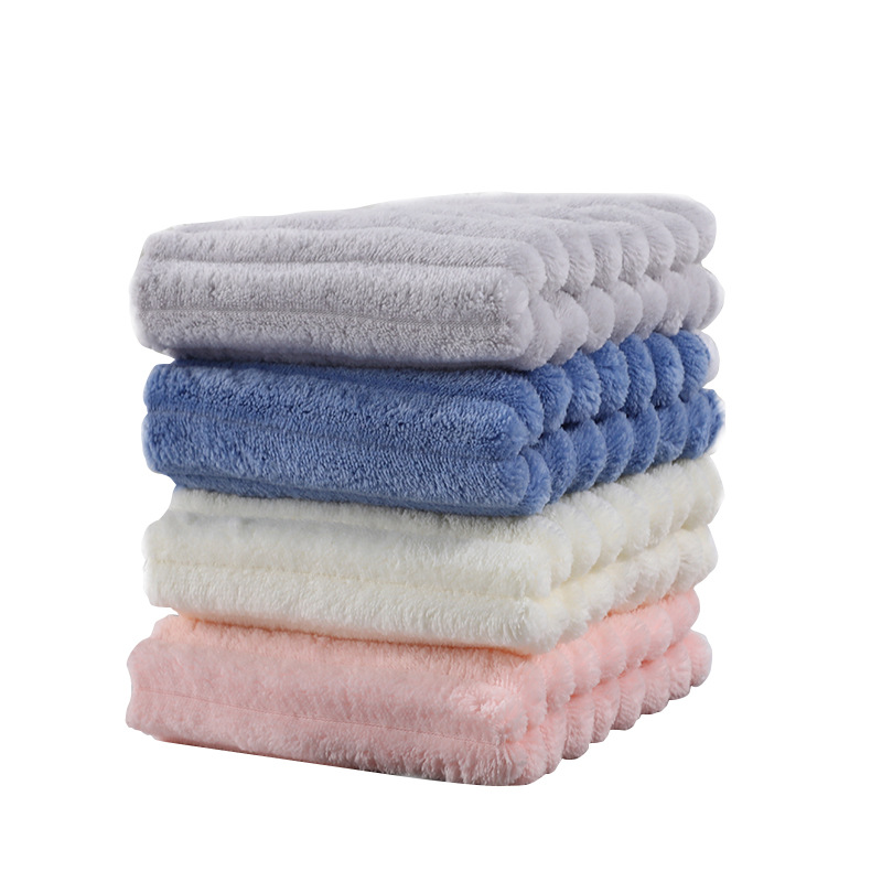 Candy Bar Coral Velvet Is Soft, Absorbent and Lint-Free with High Appearance Value