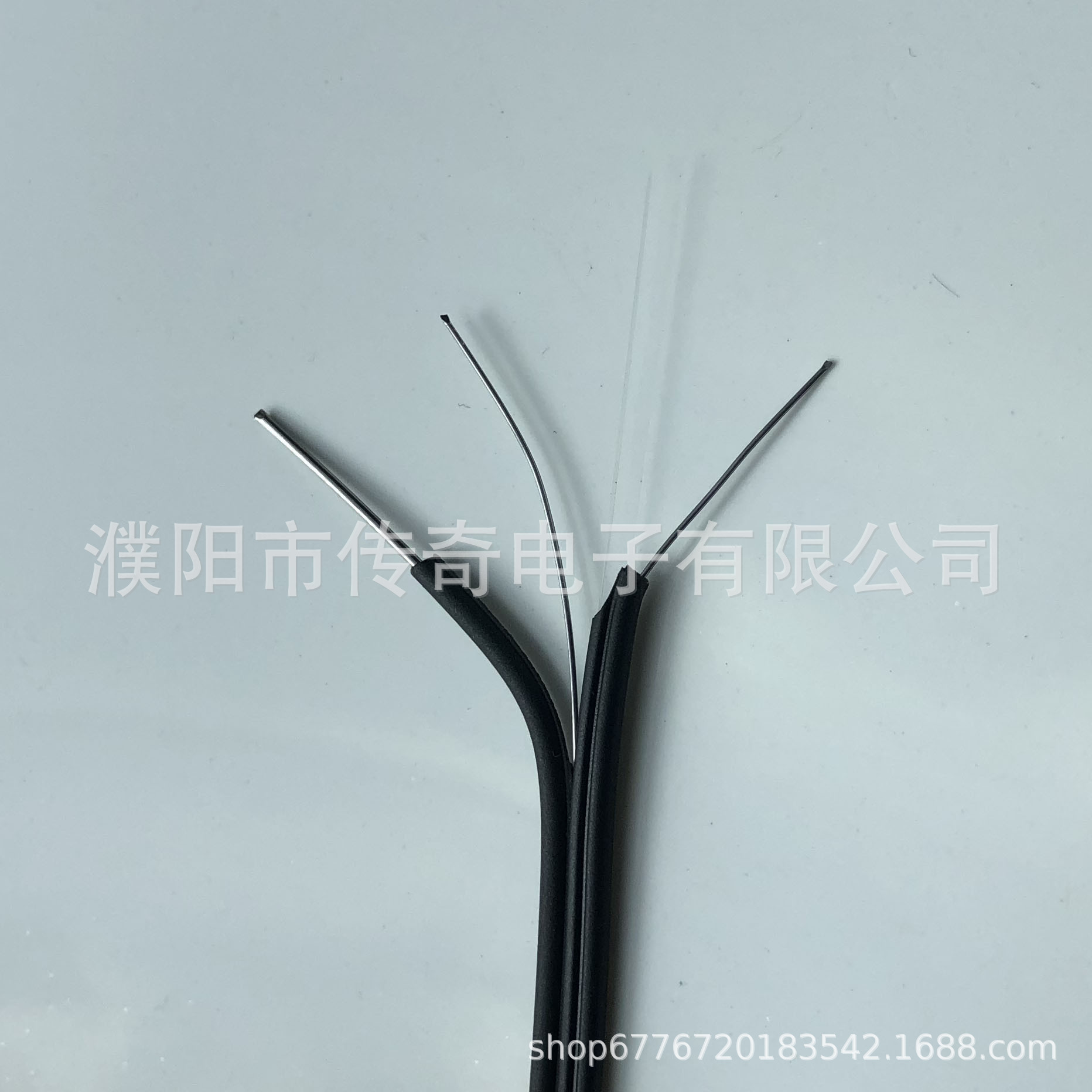 FTTH leather cable outdoor 1 Core 3 steel wire optical fiber cable telecom Unicom mobile broadband household optical cable factory