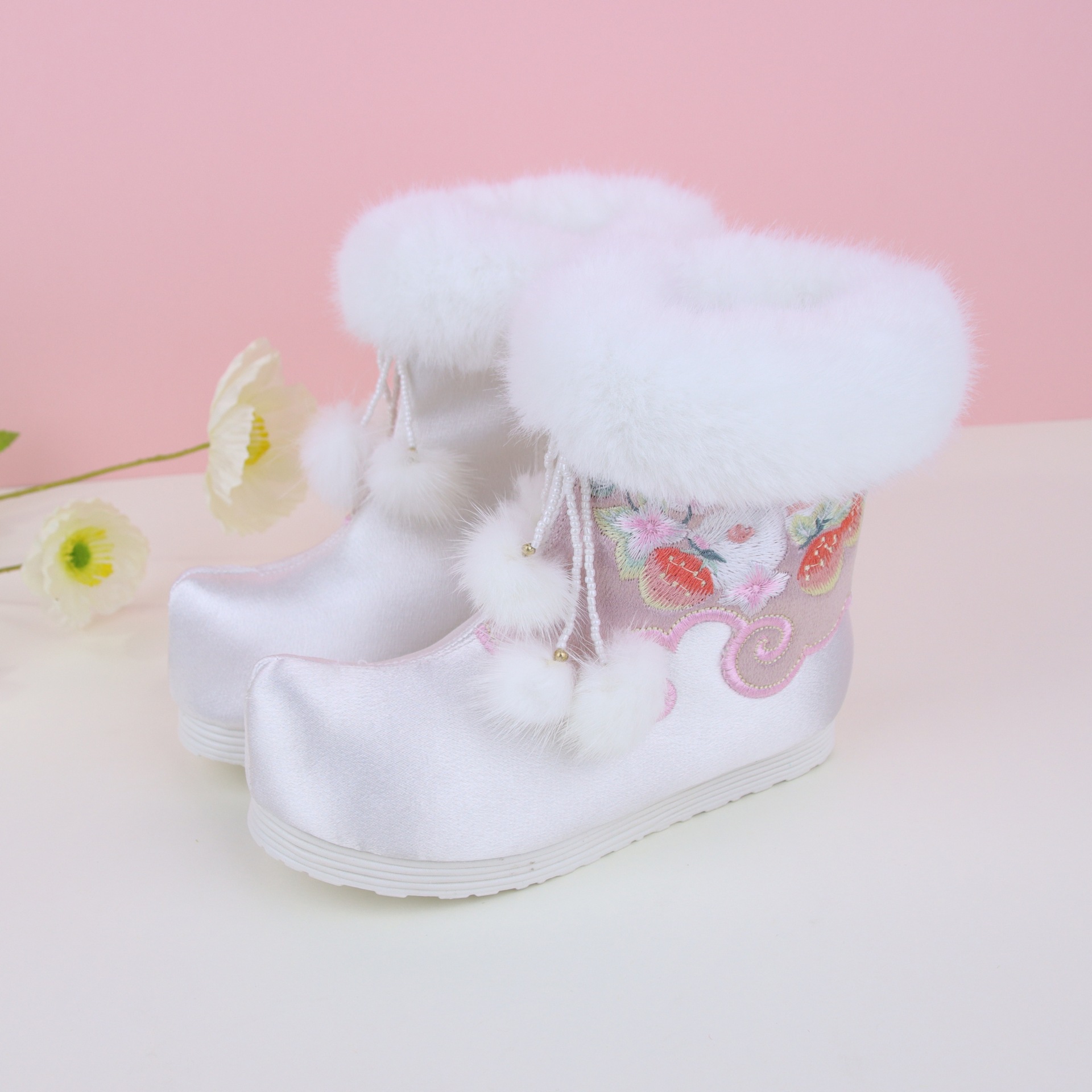 [Rabbit Centipede] 2023 Winter New Girls Han Dynasty Boots Chinese Style Retro Embroidered Plus Velvet Boots Children's Snow Boots