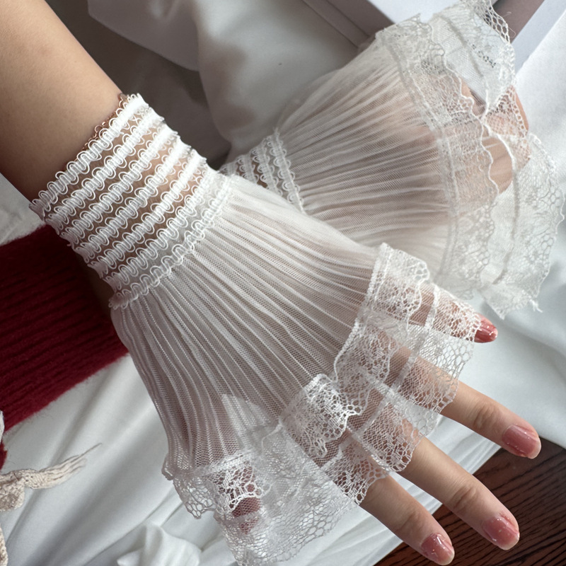 Lolita Bow Lace Hand Sleeve Female Lolita Lace Sleeve Lori Lo Niang Flower Wedding cos Bracelet Small Thing