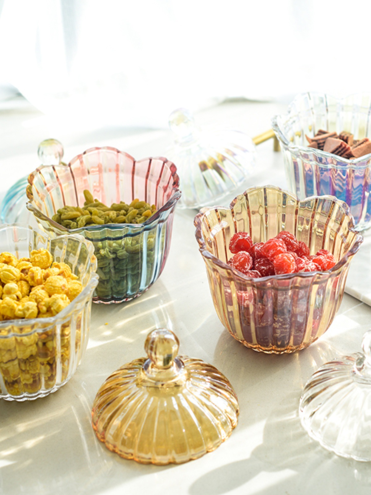 European Glass Candy Jar Transparent Storage Jar with Lid Fruit Bowl Sugar Jar Seasoning Jar Ashtray Jewelry Box Free Shipping