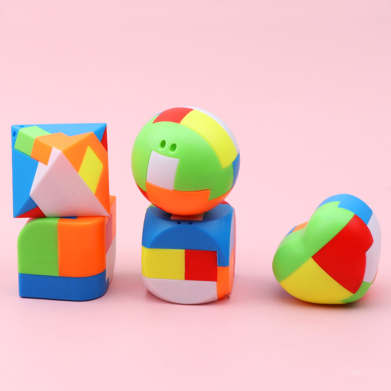 Luban lock Kong Ming lock plastic creative group disassembly leisure student training early education educational children assembling toys