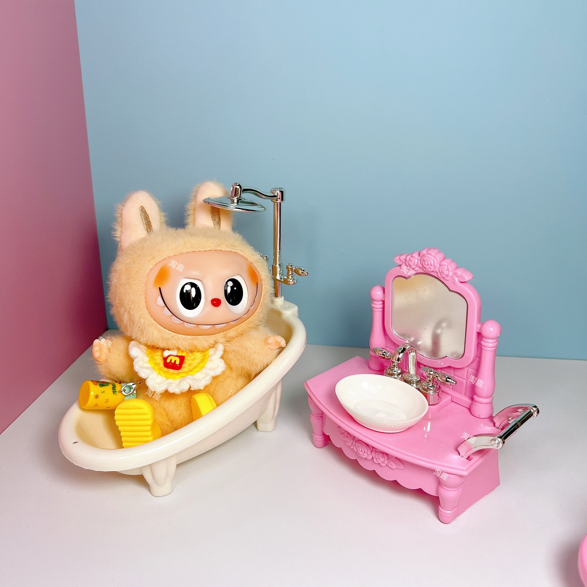 Simulated Miniature Dollhouse Bathroom Accessories, Plush Doll Accessories, Bathtub Toys, Mini Toys Complete Set