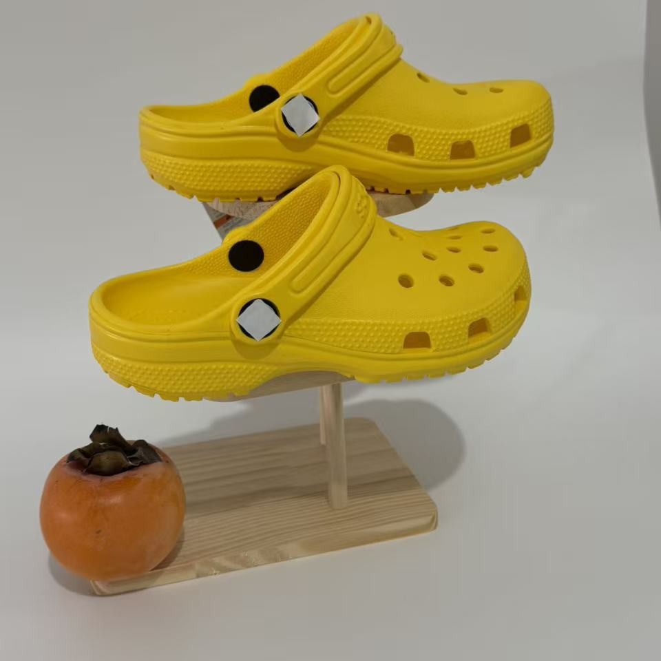 Classic Star Kidsren's Crocs for Big Kidsren, Boys and Girls, Baby Soft-Soled Toe-Cap Beach Sandals and Slippers with Soft Soles