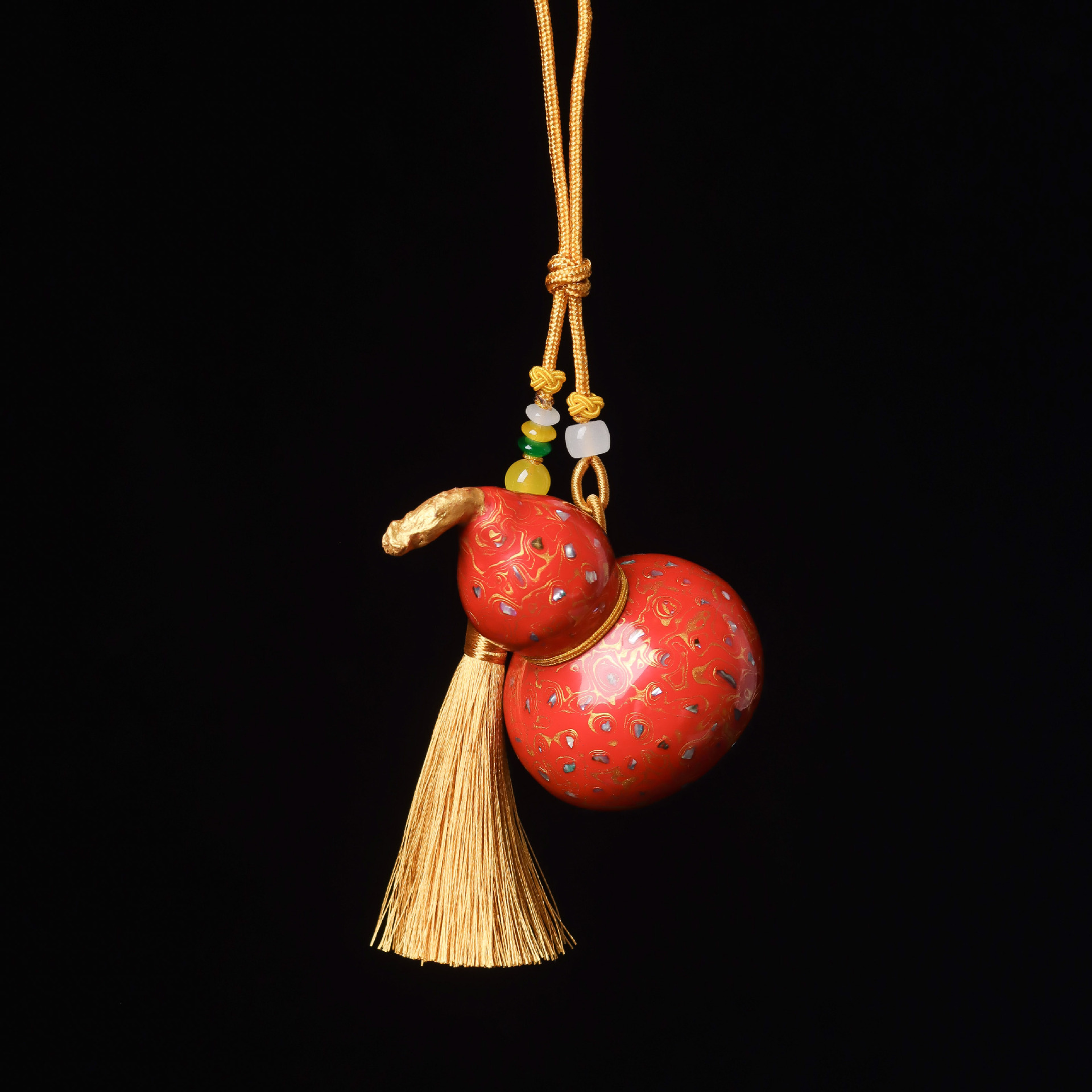 Wholesale of Lacquerware Gourds with Traditional Chinese Lacquer Art, Three-Dimensional, Colorful, Lacquerware Gourds, Car Hanging Ornaments, Pendants