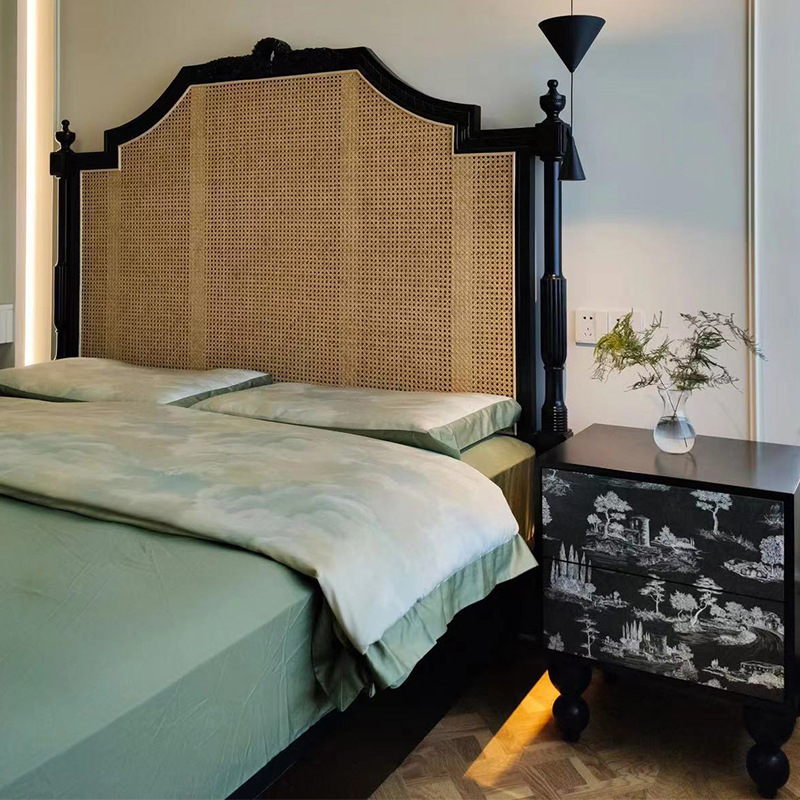 Hepburn Bed Solid Wood Rattan B&B Hotel Double Bed Retro Engraving 1.8m Master Bed