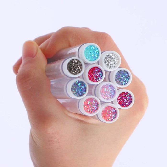 Новый кросс-бордерный продукт: щетка для ресниц с бриллиантами, индивидуальная упаковка, одноразовая, доступна в нескольких цветах и стилях