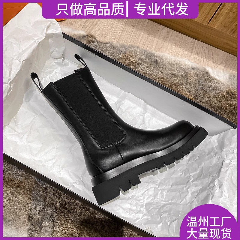 Новые внутренние ботинки для женщин, маленький британский стиль, ботинки до середины икры, толстая подошва, короткие ботинки Chelsea