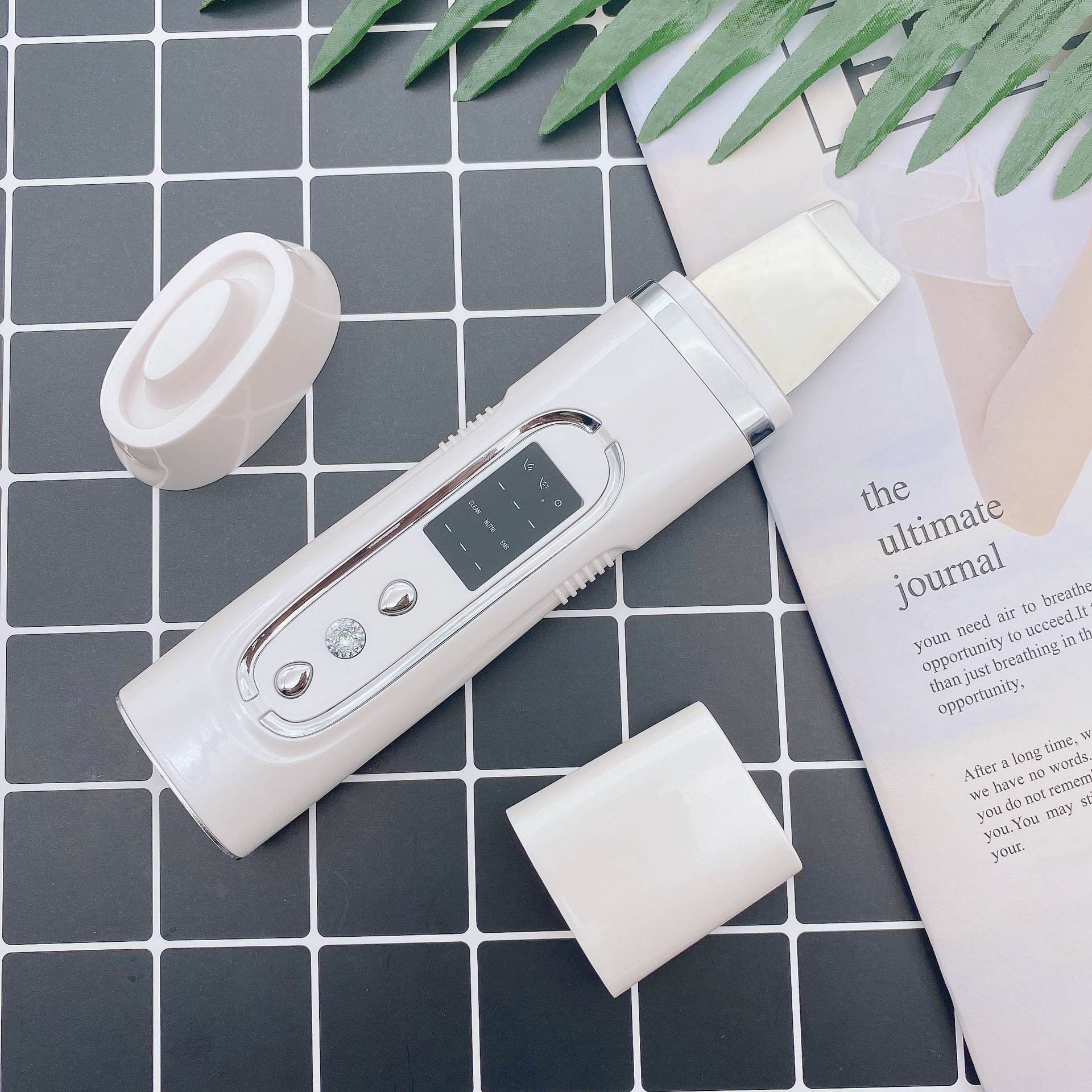 Ultrasonic Shovel Import and Export Instrument EMS Micro-current Skin Tightening Pore Cleaning and Blackhead Removal Instrument