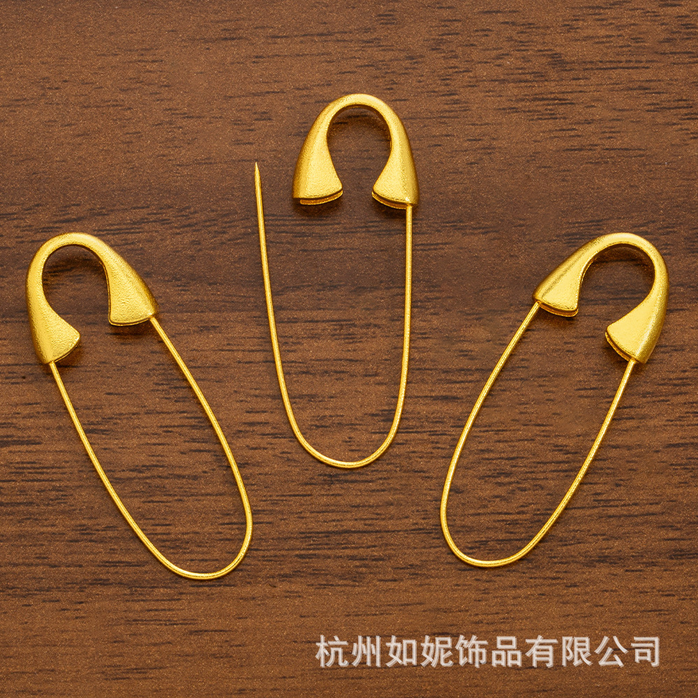 Security Pin, High-End, Exquisite, Not Easy to Fold, Not Easy to Fade, Sand Gold DIY Accessories, Antique Brooch Pin
