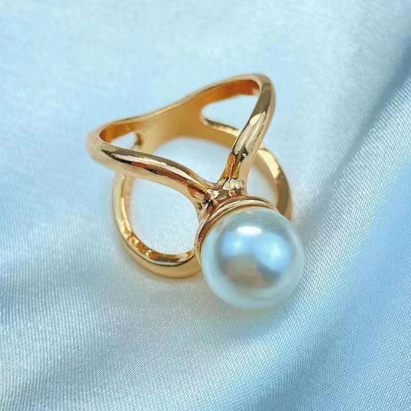 Cross-border Hot Sale South Korea High-grade Three-ring Silk Towel Buckle Creative Fashion Cross Hollow Sweet Pearl Crystal Shawl Buckle