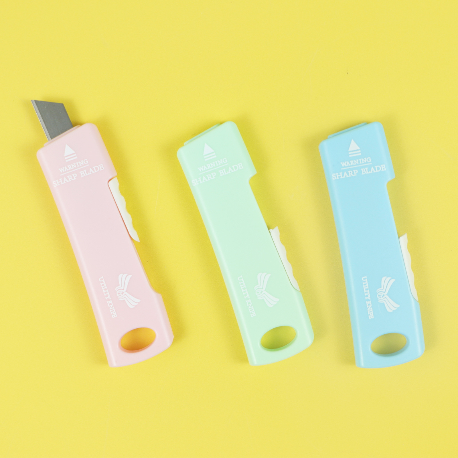 Side-Push Mini Utility Knife, Portable Multi-Functional Express Delivery and Package Unpacking Household Small Mini Handmade Artifact