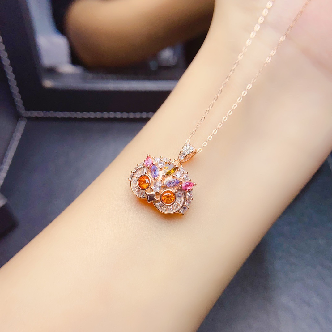 New natural Fanta pendant S925 silver inlaid main stone 3*3mm Joker net red explosions women's jewelry wholesale