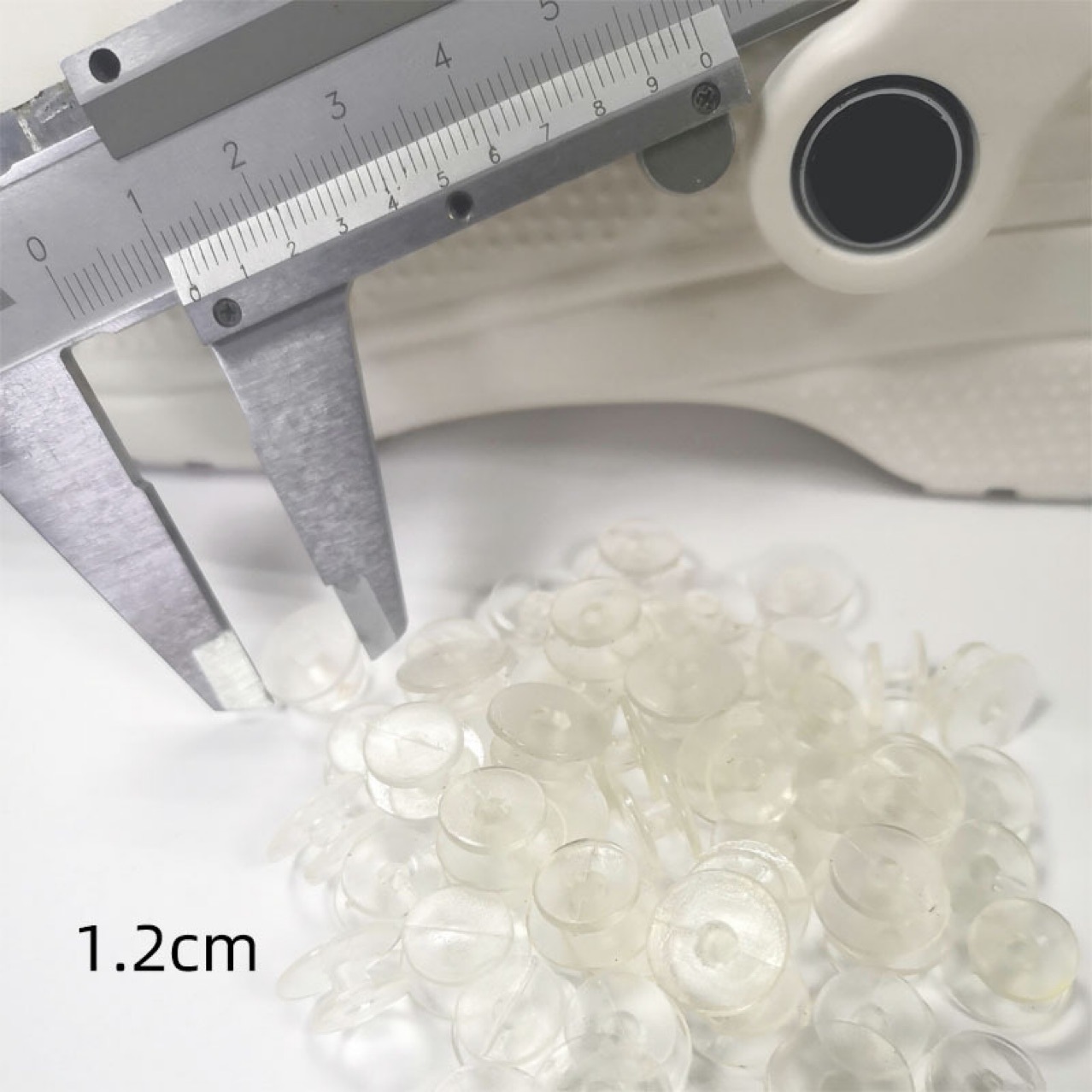 Manufacturer Supplies Transparent I-Shaped Buckle Plastic Shoe Charms for Clogs, Garden Shoe Soles, Transparent Buckle 1.2 Shoelaces