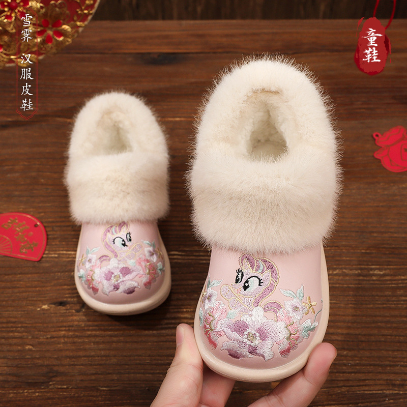 2025 Winter Kidsren's Comfortable Costume Shoes Performance Shoes Fleece-Lined Thickeneded Non-Slip Ancient Style Han Dynasty Cotton Shoes Microfiber Leather