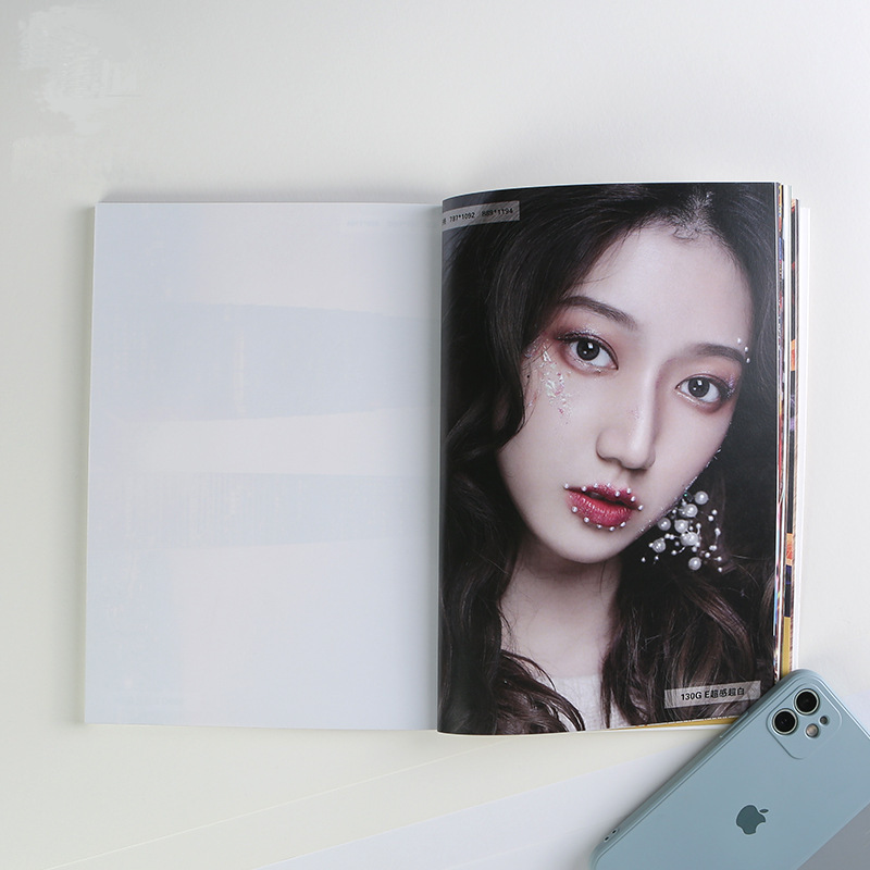 Factory Direct Supply Coated printing paper New reflection color super-sensitive paper invitation letter greeting card art paper picture album Picture paper spot