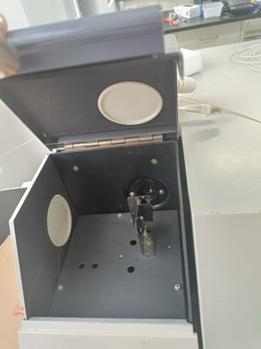 Hitachi F-2500 Hitachi Fluorescence Spectrophotometer Used F2500 Photometer Fluorescence Analysis