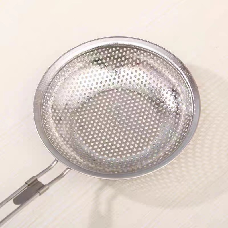 Stainless Steel Colander Spoon Wooden Handle Punching Oil Grid Filter Mesh Kitchen Tools Strainer Thickened Oil Spoon Hot Pot Colander