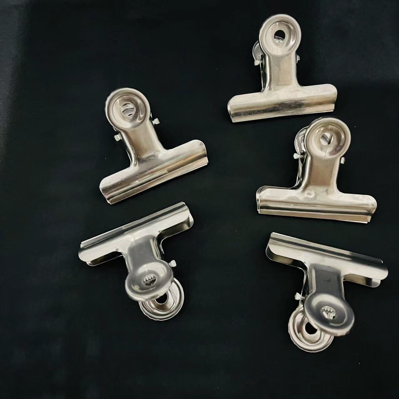 No. 4 Round-head Ticket Holder, Bill Clip, Metal White Iron Clip, Organizer Clip, Book Clip, Stationery Office Clip, 1 Yuan Supply