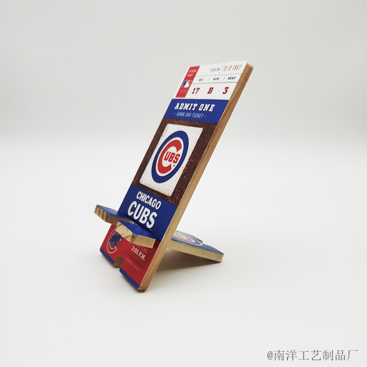 Accessories ornaments creative decoration wholesale mobile phone holder desktop decoration wooden pine