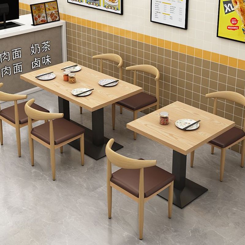 Комбинация столов и стульев для закусочной, барбекю, завтрака, фастфуда, магазина молочного чая, ресторана, коммерческого экономичного