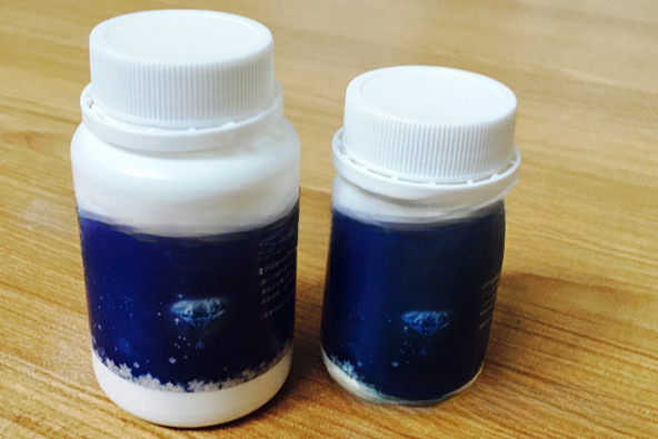 80g bottled water snow Christmas artificial snow Christmas magic props Christmas snowflakes