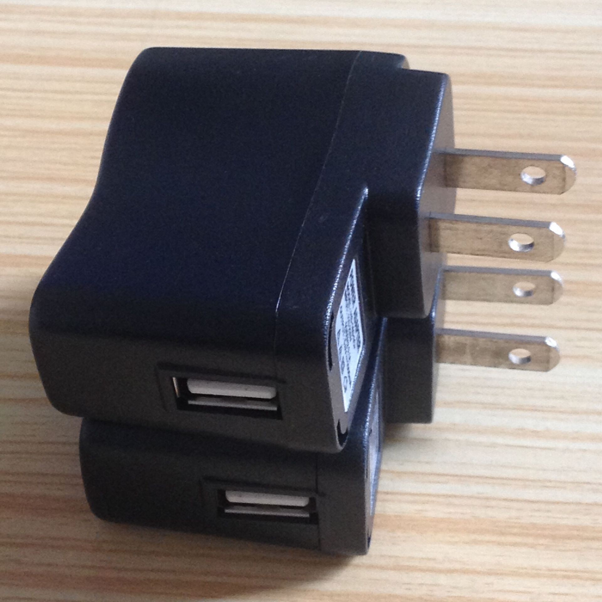 USB Intelligent Variable Lamp Charging Head 5v1a Charger 500 mA US Regulations Old Man Machine Fast Charging Head Power Adapter