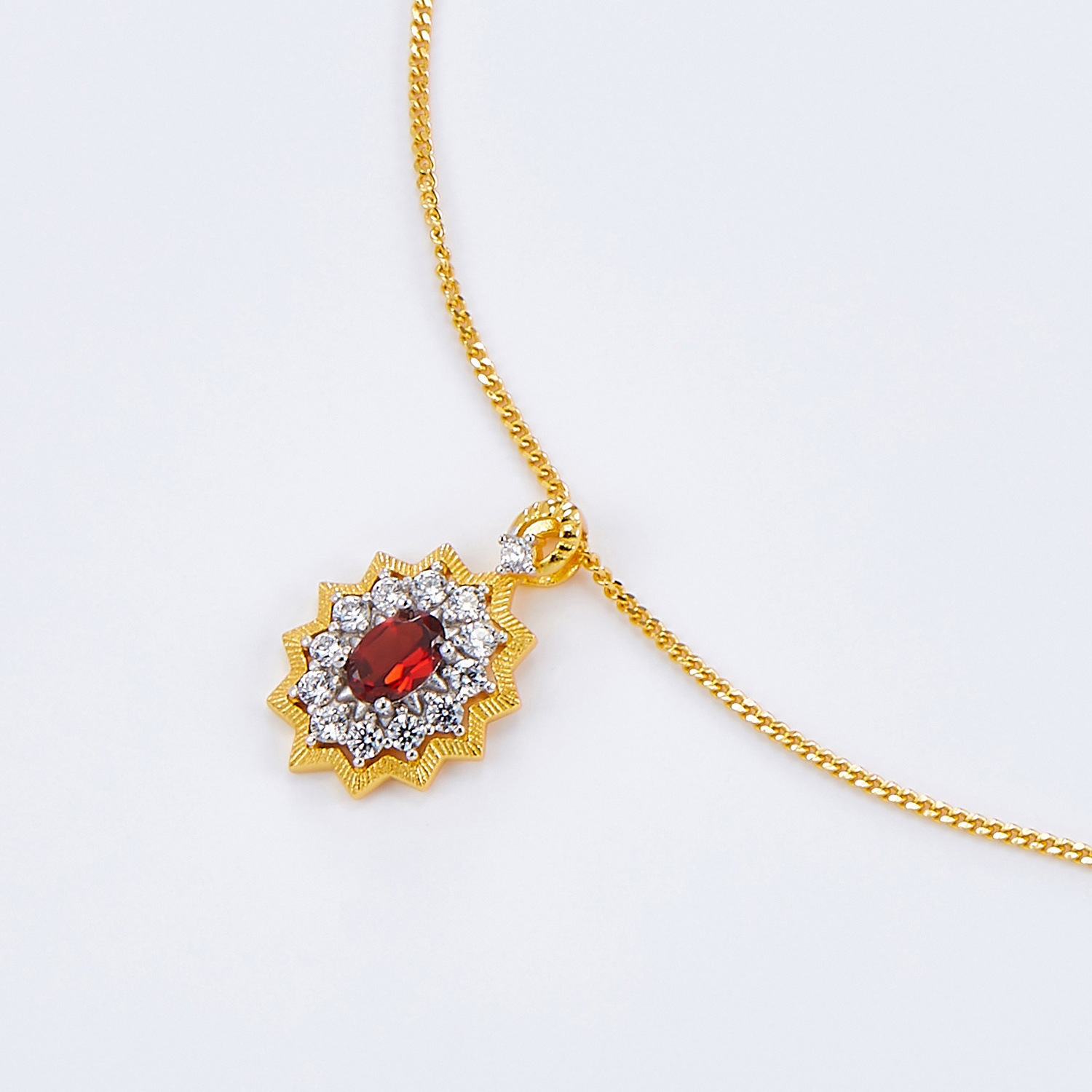 Hanma Yinxin S925 Silver Garnet Necklace Women's Precision Silver Jewelry Niche French Design Classic Versatile Pendant