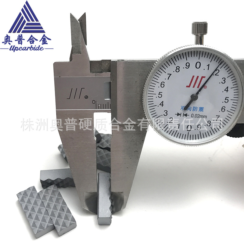 Tungsten Steel Chuck Jaws Alloy Teeth 22*9*6.3mm Hard Alloy Chuck Earth and Mineral Petroleum Alloy Chuck Teeth