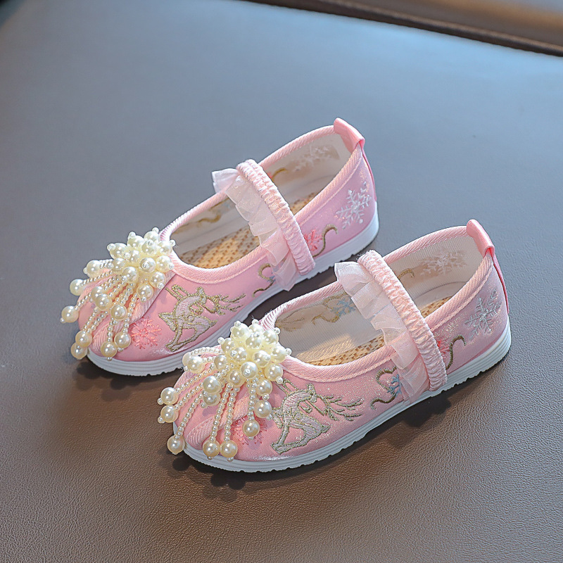 Autumn New girls' Hanfu shoes beaded children's embroidered shoes old Beijing cloth shoes dance performance baby shoes