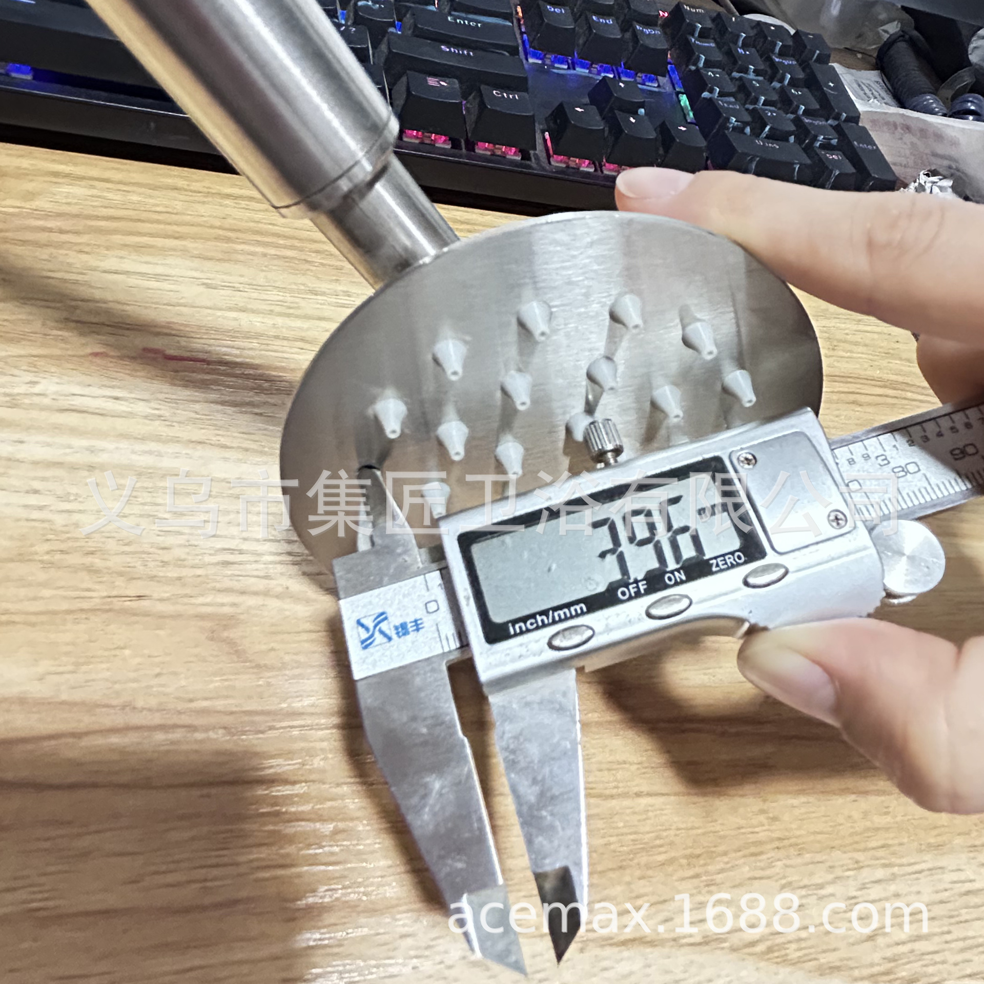 Stainless steel top spray shower silicone hole silicone nail shower hand-held ultra-thin nozzle water outlet removable water outlet