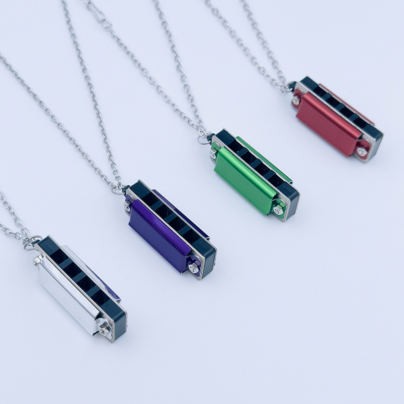 4 Hole 8 tone mini necklace small harmonica children Primary School students entry music toys kindergarten gift wholesale gift
