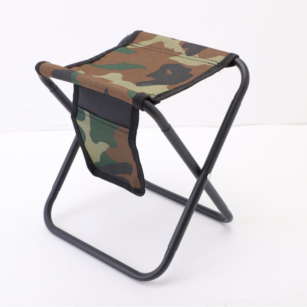Factory Direct Supply of Outdoor Folding Chairs and Stools, Wholesale Portable Fishing Folding Stools with Pockets, Customizable Stable Camouflage Design