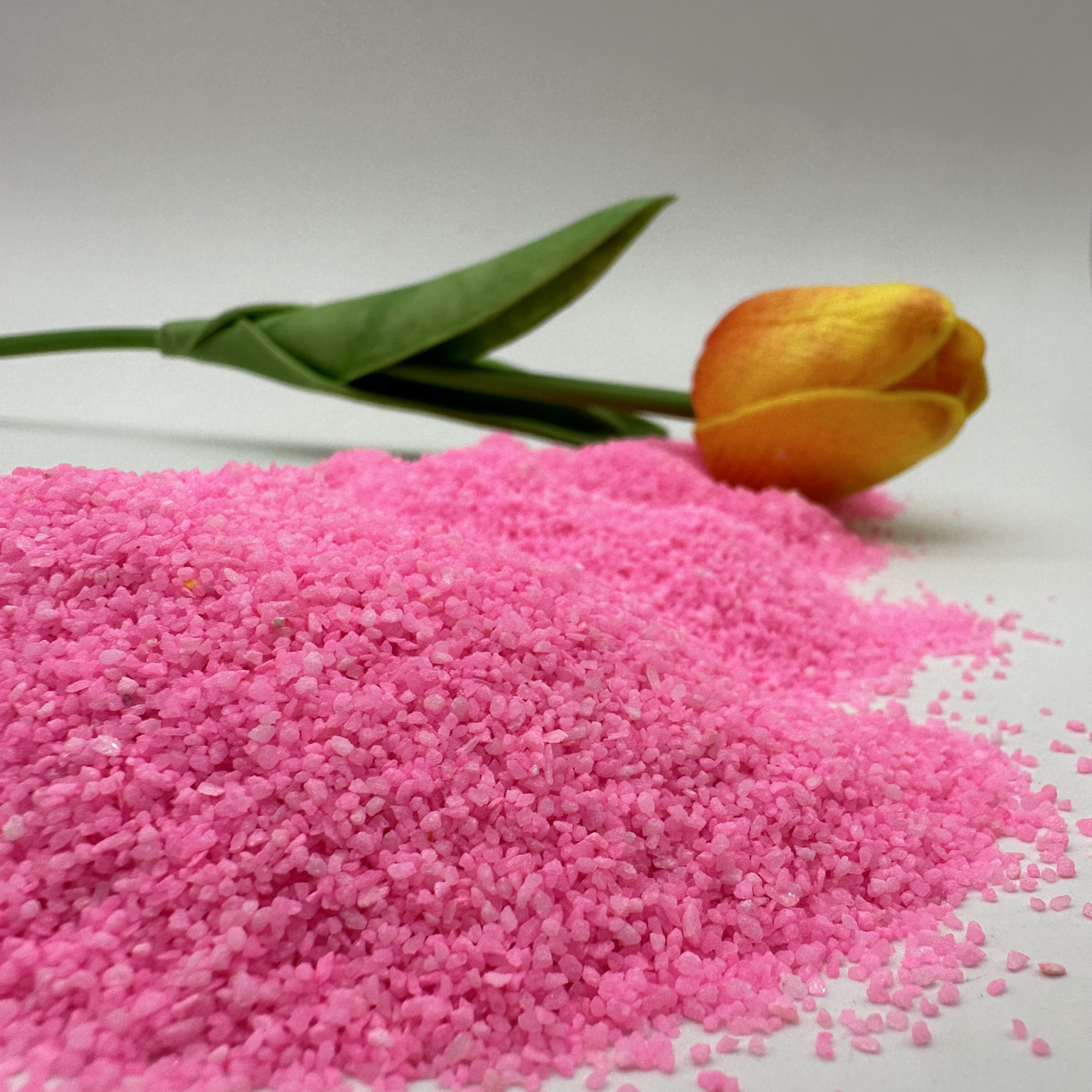Internet-Famous Colored Sand for Children's Entertainment, Pink Artificial Beach Sand, Gold and Jade Sand in Various Colors, Available in Bags and Bottles