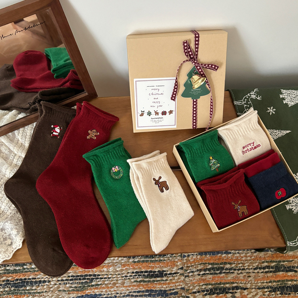 Suxinaimin Christmas Socks Boxed Korean Cartoon Christmas Gifts Cute Mid-Calf Socks Autumn and Winter Socks for Women