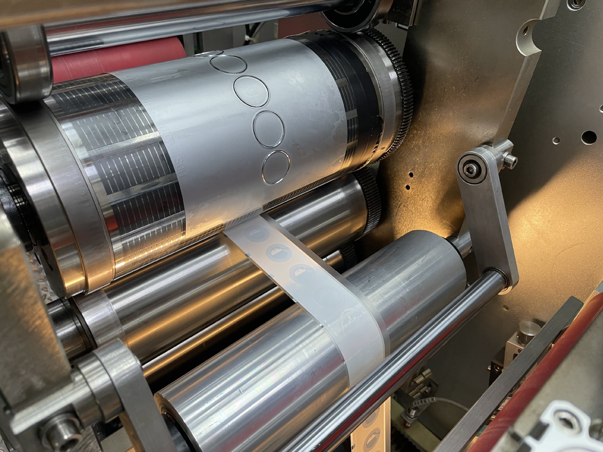 13.56Mhz Printable Paper Nfc Programmable Ntag 215 Sticker 25mm Coil Nfc Adhesive Rfid