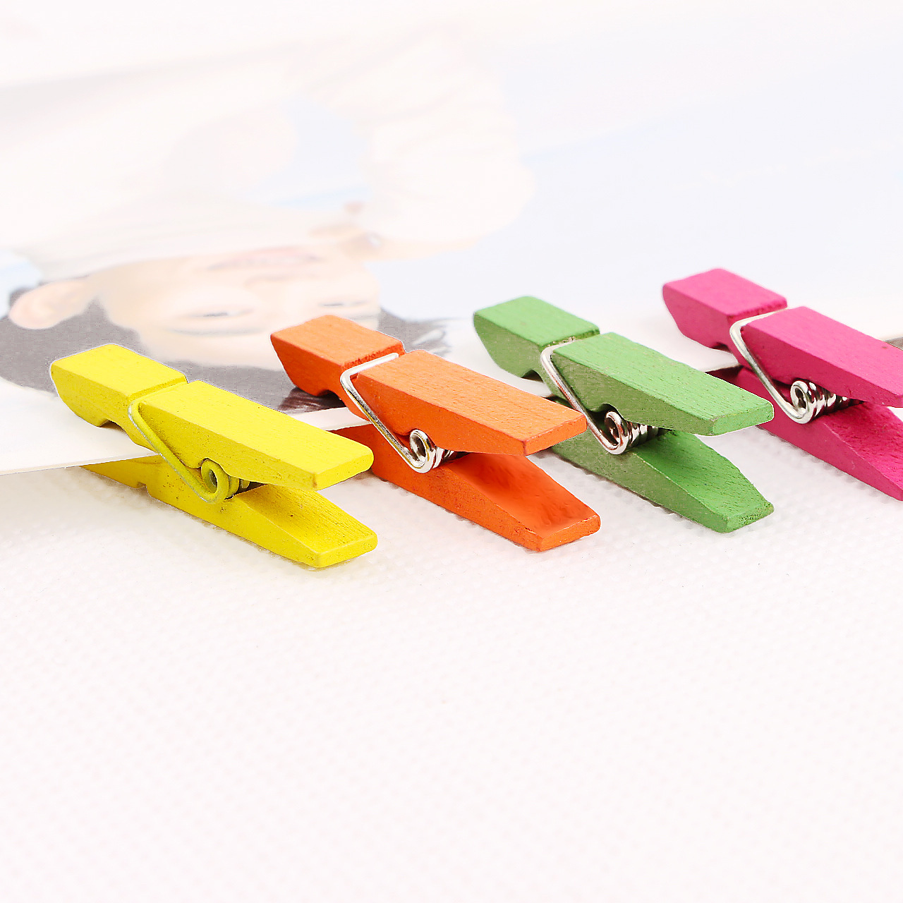 Colorful Cute Wooden Clips 3.5X0.7Cm Hemp Rope Decorative Photo Clips Cute Home