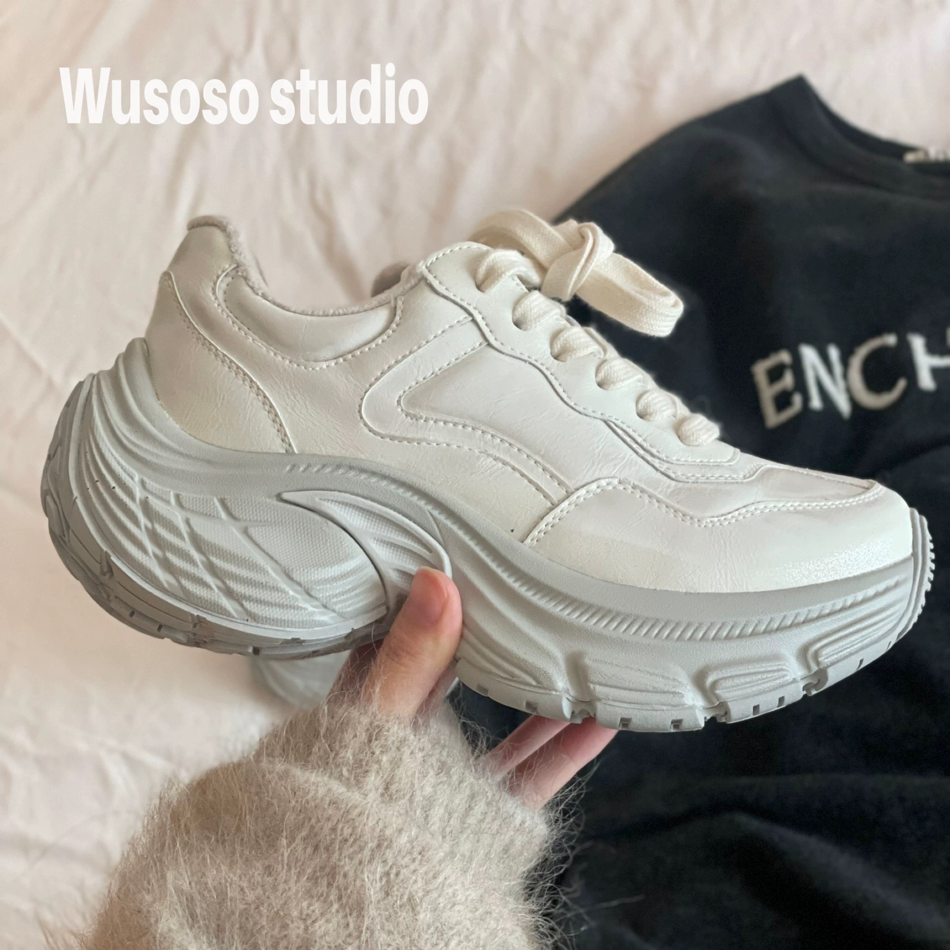 Super Popular Leather-Covered Foot-Showing Daddy Shoes for Women 2024 Autumn and Winter New Retro Hong Kong Style Thick-Soled Running Sneakers