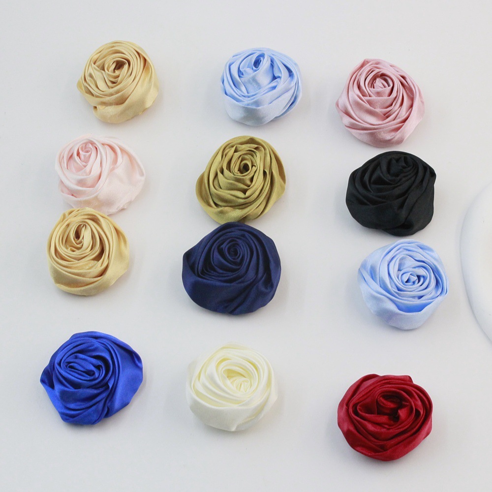 В наличии 4.5 см атласные розовые бутоны шелка рулон DIY букеты корсажа для обуви, шляп, сумок, одежды