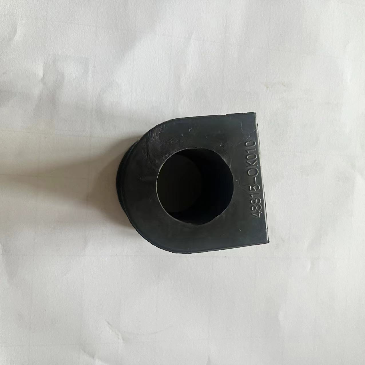 Rubber Balance Rod Rubber Sleeve 48815-14140 Suitable for Toyota Corolla Land Cruiser Prado