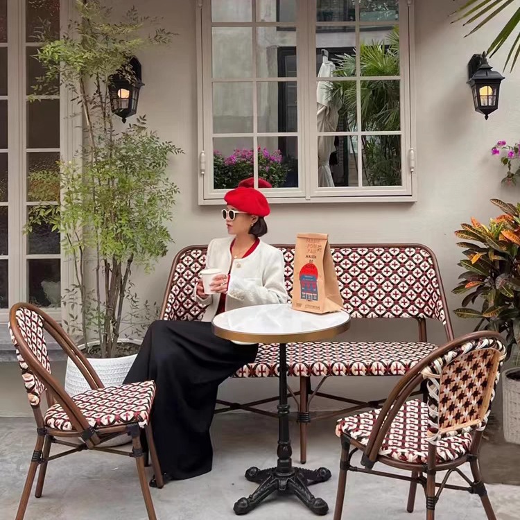 Уличный кафе, ротанговый стол и стул, уличный одиночный стул, балкон, интернет-кафе, отель, дуплексный французский ротанговый стул