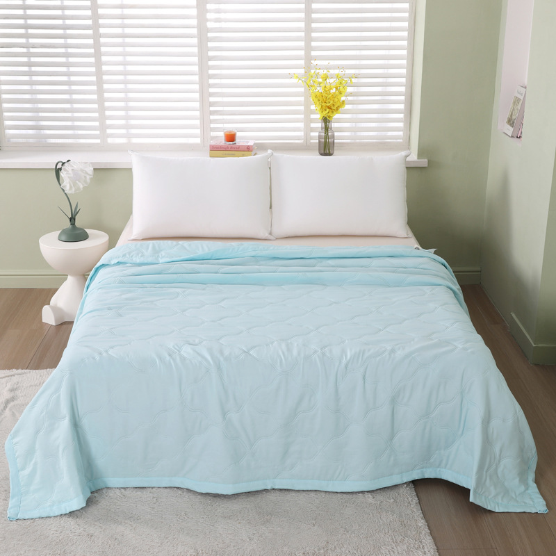 Summer company activities will sell summer quilt with gift box air conditioning quilt opening promotional gifts wash cotton summer cool quilt