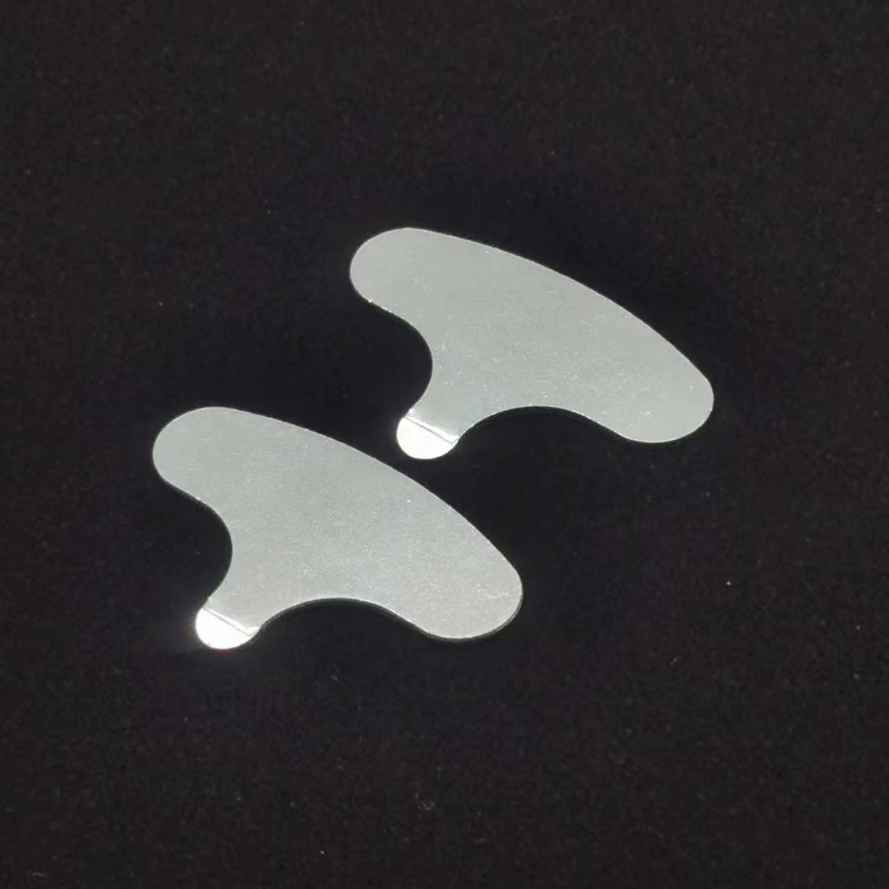 Factory Customized Stainless Steel Thickeneded and Hardened Can Be Made into Logo Macadamia Nut Opening Iron Piece Opener Fruit Opener