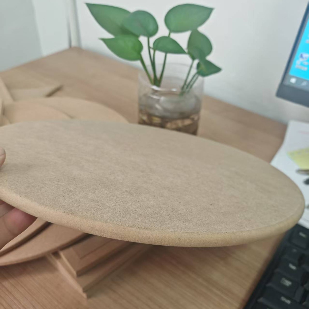 Mdf Density Board, Round Density Board, Edge Grinding, Slotting, Accepting Orders.